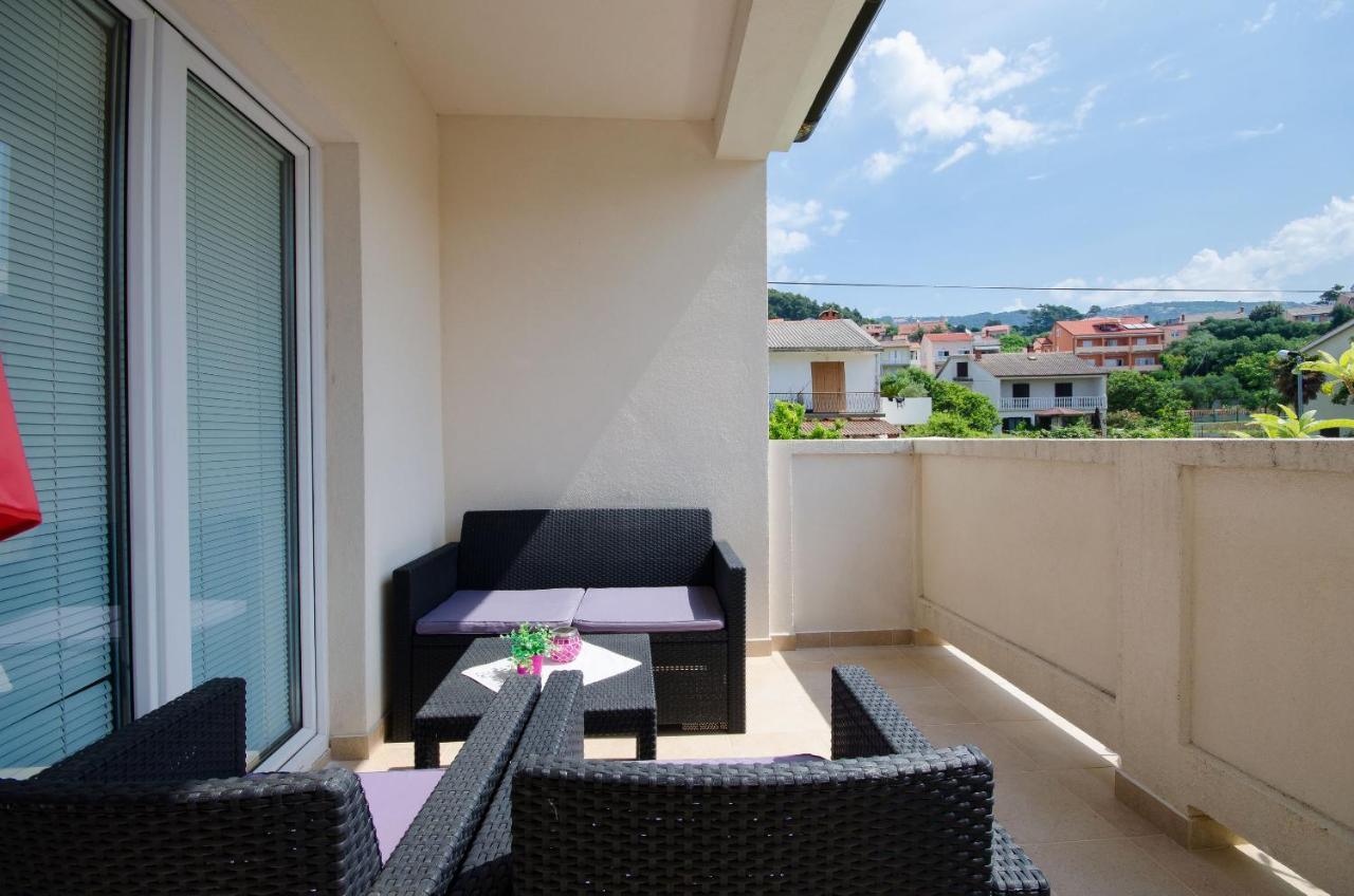 Apartments Toni Banjol Exterior foto